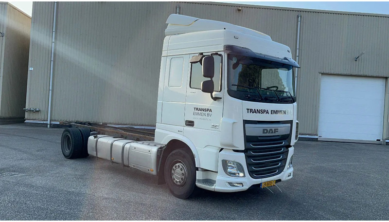 DAF XF 440 Daf XF106 Chassis cabine clean euro6 - شاحنة بهيكل معدني للمقصورة: صورة 2 DAF XF 440 Daf XF106 Chassis cabine clean euro6 - شاحنة بهيكل معدني للمقصورة: صورة 2