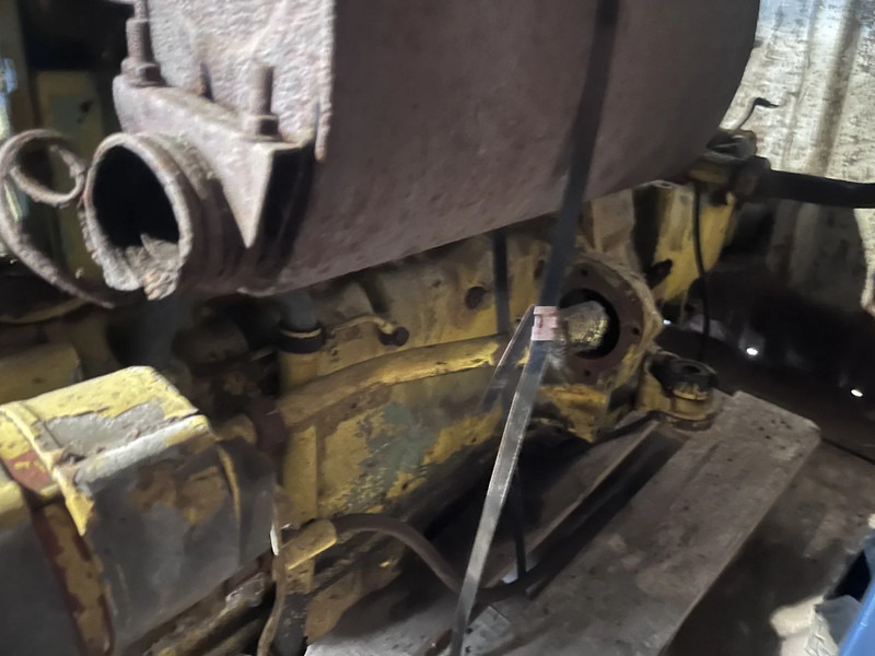 Deutz F4L912 - محرك: صورة 4 Deutz F4L912 - محرك: صورة 4