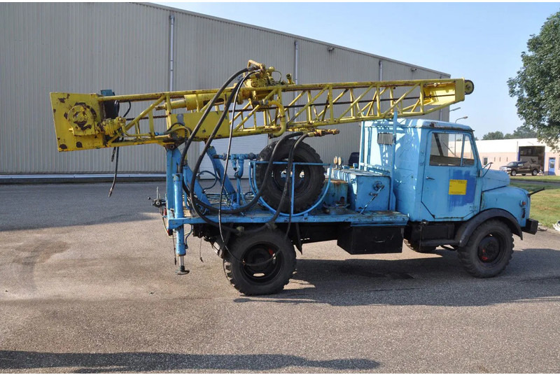 Hanomag AL 28 Z met Celler machinen fabrik DB114 - 30 - معدات حفر: صورة 2 Hanomag AL 28 Z met Celler machinen fabrik DB114 - 30 - معدات حفر: صورة 2