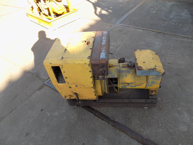 Hatz generator - مجموعة المولد: صورة 5 Hatz generator - مجموعة المولد: صورة 5