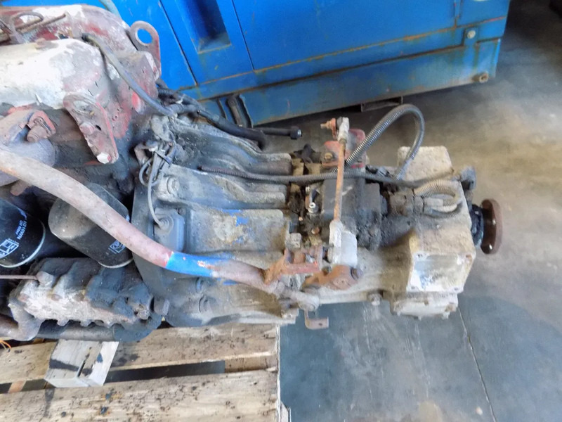 Iveco Iveco 8061 motor met transmissie motor goed. en diverseonderdelen - محرك - شاحنة: صورة 3 Iveco Iveco 8061 motor met transmissie motor goed. en diverseonderdelen - محرك - شاحنة: صورة 3