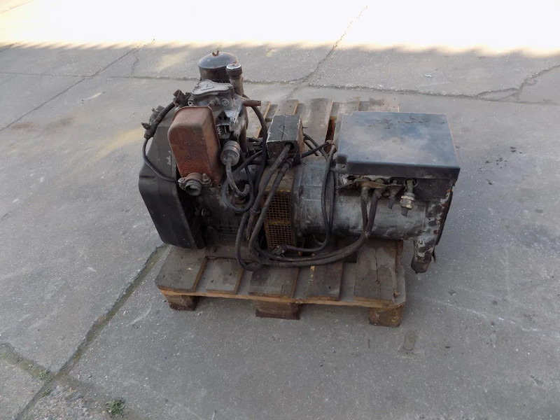 Lamborghini hatz generator - مجموعة المولد: صورة 3 Lamborghini hatz generator - مجموعة المولد: صورة 3