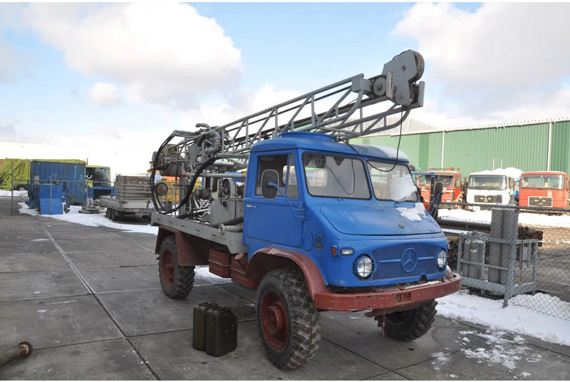Unimog Mercedes S 404 boormachine Bomag - معدات حفر: صورة 3 Unimog Mercedes S 404 boormachine Bomag - معدات حفر: صورة 3