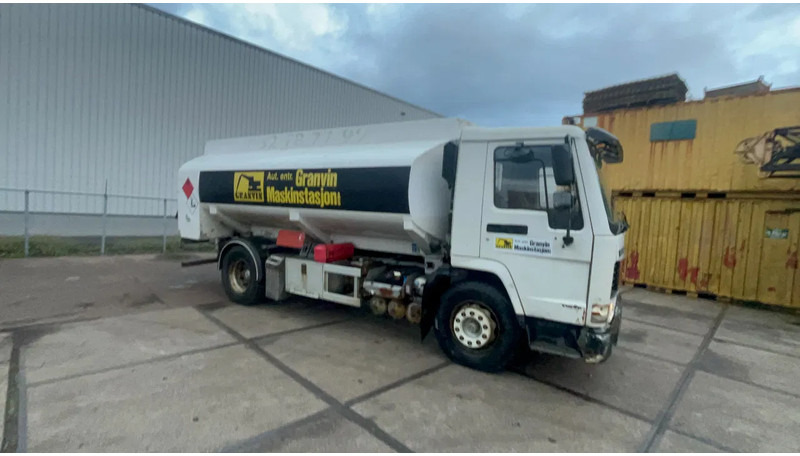 Volvo FL 7 Volvo FL7 285 Fuel tanker 4x2 - شاحنة صهريج: صورة 5 Volvo FL 7 Volvo FL7 285 Fuel tanker 4x2 - شاحنة صهريج: صورة 5