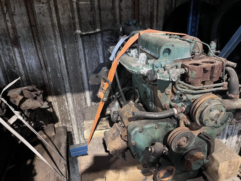 Volvo TD60 motor met 143 pk - محرك - شاحنة: صورة 1 Volvo TD60 motor met 143 pk - محرك - شاحنة: صورة 1