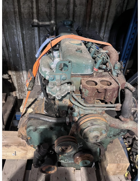 Volvo TD60 motor met 143 pk - محرك - شاحنة: صورة 3 Volvo TD60 motor met 143 pk - محرك - شاحنة: صورة 3