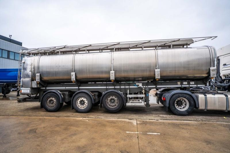 MAFA SAL 40.24/95e -INOX-29.000 L (no pump) - نصف مقطورة صهريج: صورة 3 MAFA SAL 40.24/95e -INOX-29.000 L (no pump) - نصف مقطورة صهريج: صورة 3