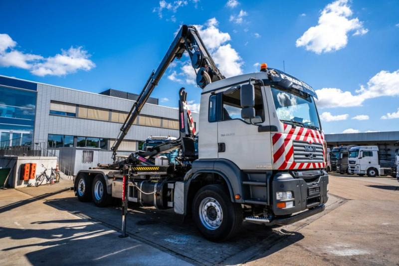 MAN TGA 26.320 BL -6X2-4+HIAB 122 E3 HIDUO - شاحنة برافعة خطافية, شاحنة كرين: صورة 2 MAN TGA 26.320 BL -6X2-4+HIAB 122 E3 HIDUO - شاحنة برافعة خطافية, شاحنة كرين: صورة 2