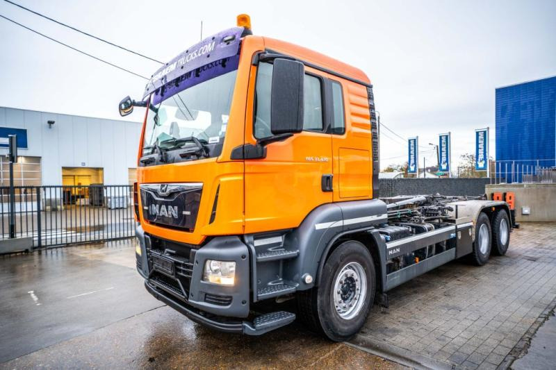 MAN TGS 33.420 BB - شاحنة برافعة خطافية: صورة 3 MAN TGS 33.420 BB - شاحنة برافعة خطافية: صورة 3