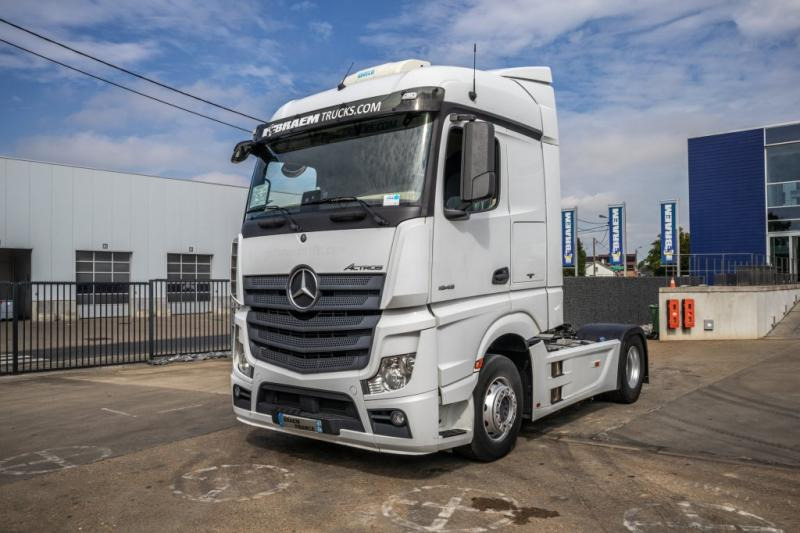 Mercedes ACTROS 1845 LS+VOITH - مقطورة السحب: صورة 1 Mercedes ACTROS 1845 LS+VOITH - مقطورة السحب: صورة 1