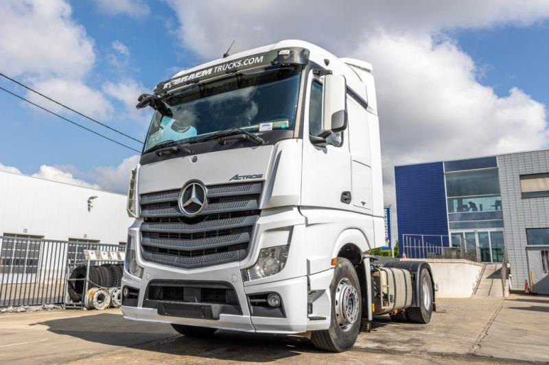 Mercedes ACTROS 1945 (1845) LS - مقطورة السحب: صورة 2 Mercedes ACTROS 1945 (1845) LS - مقطورة السحب: صورة 2