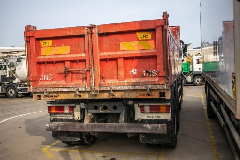Mercedes ACTROS 3241 K -MP3-E5-Fire damage/dégâts du feu - شاحنة قلاب: صورة 3 Mercedes ACTROS 3241 K -MP3-E5-Fire damage/dégâts du feu - شاحنة قلاب: صورة 3