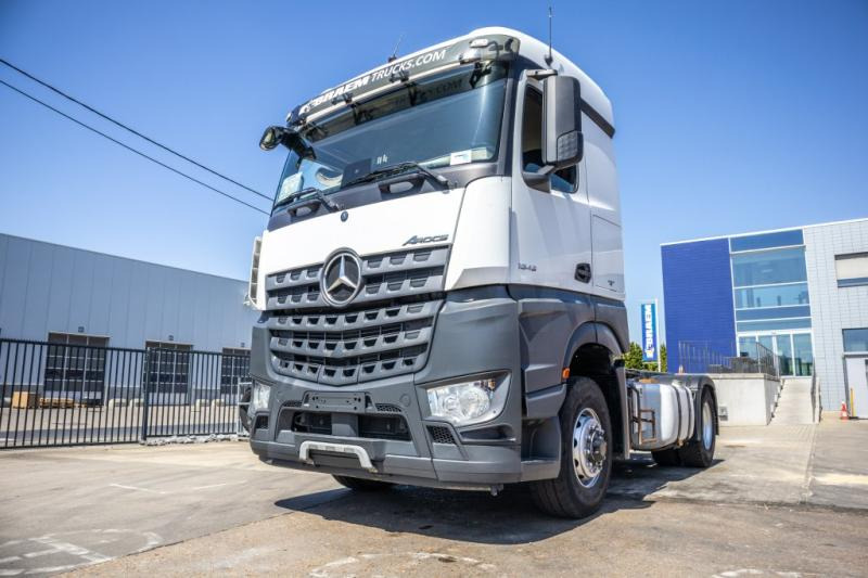 Mercedes AROCS 1845 HAD - 4X4 + HYDR. - مقطورة السحب: صورة 1 Mercedes AROCS 1845 HAD - 4X4 + HYDR. - مقطورة السحب: صورة 1