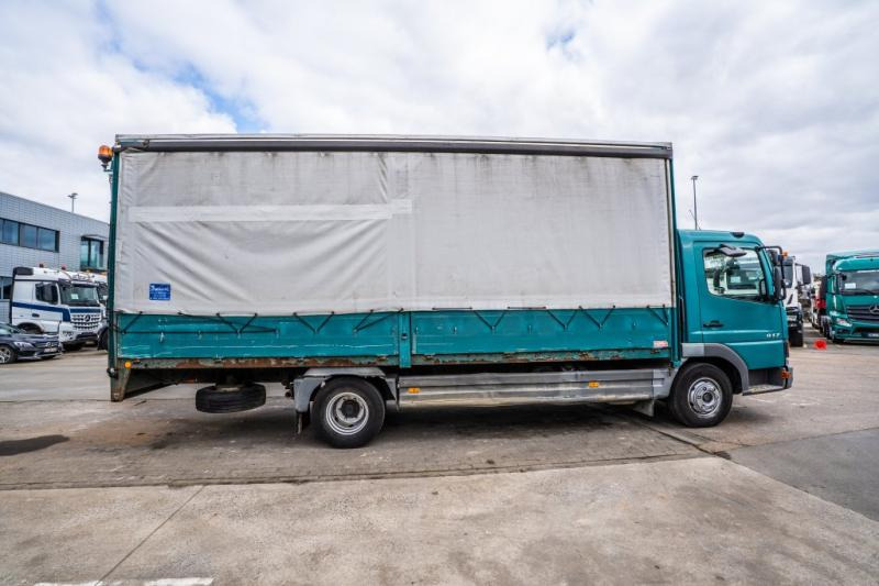 Mercedes ATEGO 917 L - شاحنة ذات ستائر جانبية: صورة 4 Mercedes ATEGO 917 L - شاحنة ذات ستائر جانبية: صورة 4