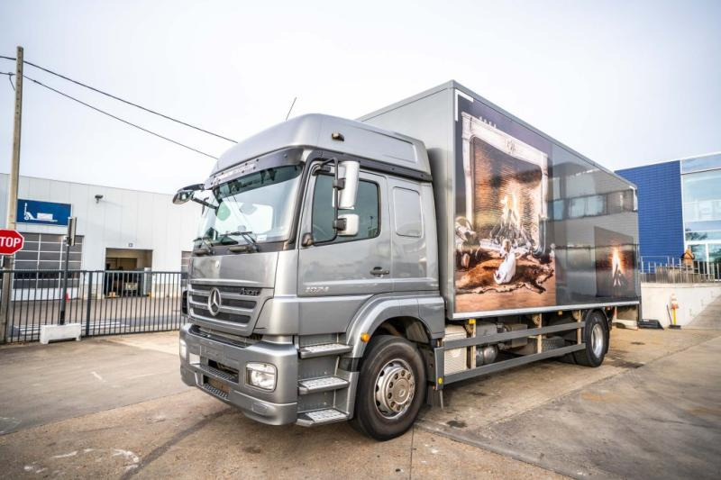 Mercedes AXOR 1824 L - 132 150 KM - شاحنة صندوقية: صورة 1 Mercedes AXOR 1824 L - 132 150 KM - شاحنة صندوقية: صورة 1