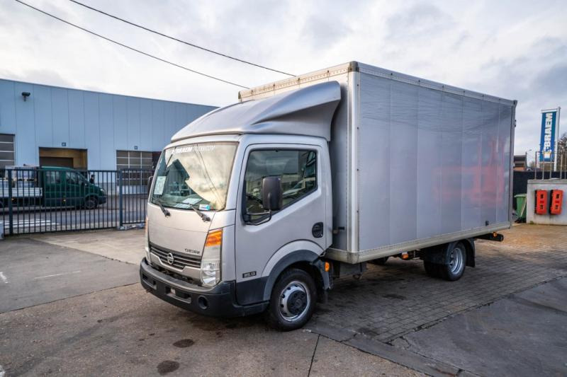Nissan CABSTAR 35.13 - فان: صورة 1 Nissan CABSTAR 35.13 - فان: صورة 1