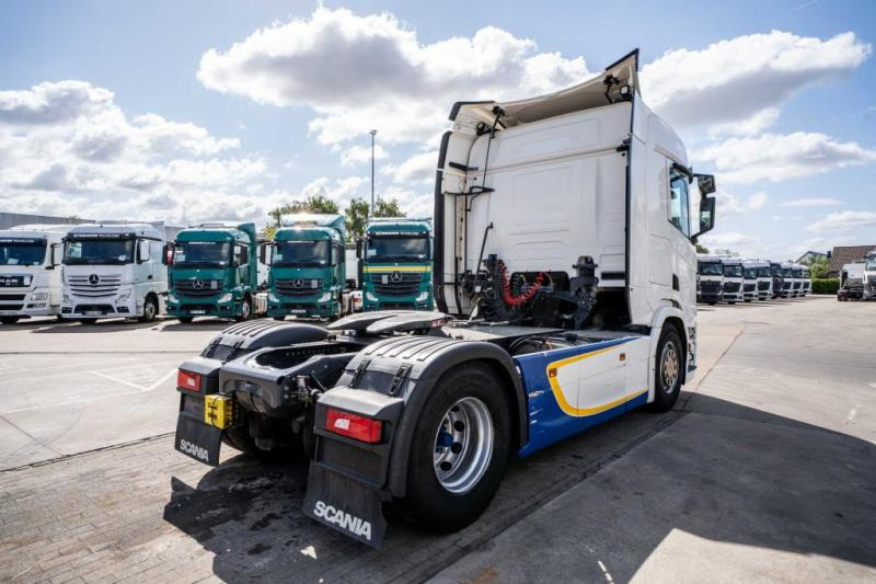 Scania R450 + KIPHYDR. - مقطورة السحب: صورة 5 Scania R450 + KIPHYDR. - مقطورة السحب: صورة 5