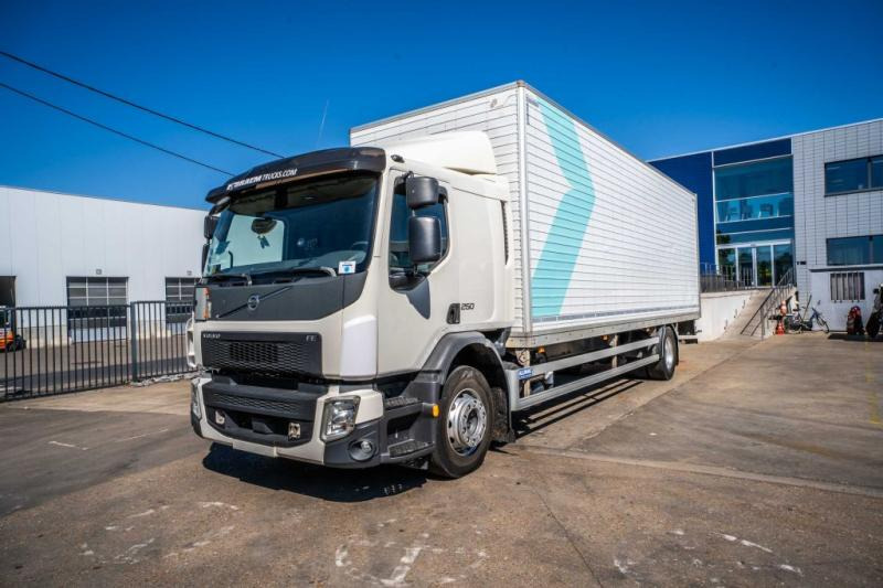 Volvo FE 250 (19T)+DHOLLANDIA 2 T. - شاحنة صندوقية: صورة 1 Volvo FE 250 (19T)+DHOLLANDIA 2 T. - شاحنة صندوقية: صورة 1