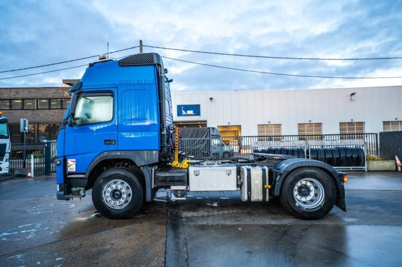 رأس تريلا Volvo FM 420 +KIPHYDR.: صورة 7