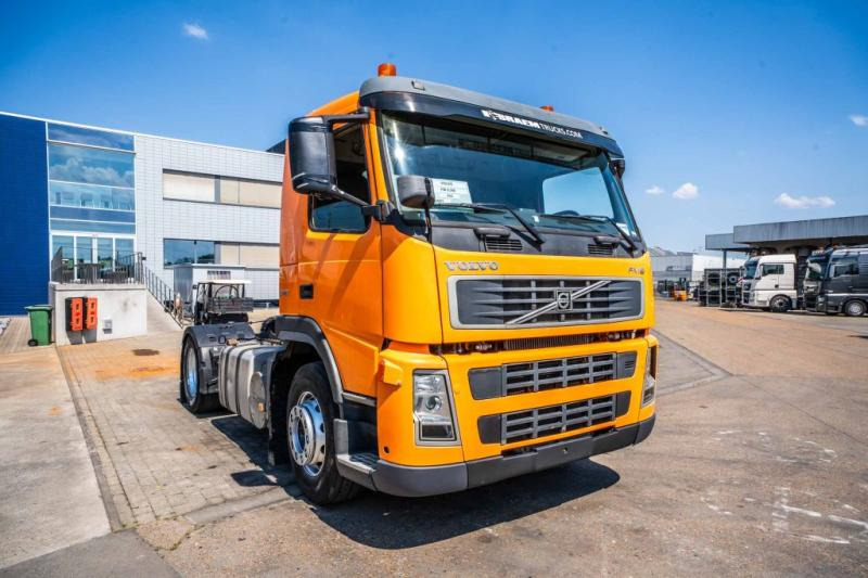 Volvo FM 9.340 - مقطورة السحب: صورة 2 Volvo FM 9.340 - مقطورة السحب: صورة 2