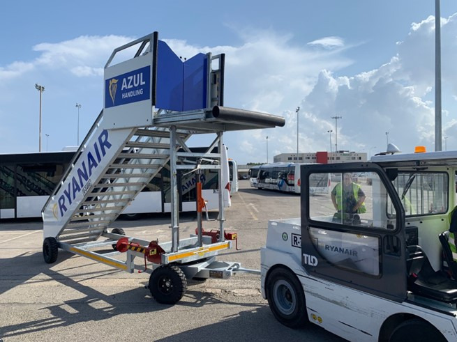 AERO-GSE B737 - A320 Towable - سلالم الطائرة: صورة 4 AERO-GSE B737 - A320 Towable - سلالم الطائرة: صورة 4