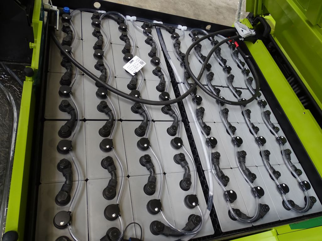 Clark GEX50 - رافعة شوكية كهربائية: صورة 2 Clark GEX50 - رافعة شوكية كهربائية: صورة 2