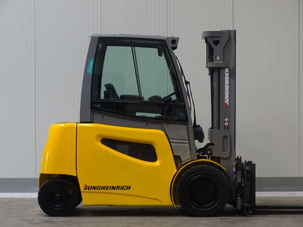 Jungheinrich EFG540k - TRIPLEX - رافعة شوكية كهربائية: صورة 4 Jungheinrich EFG540k - TRIPLEX - رافعة شوكية كهربائية: صورة 4