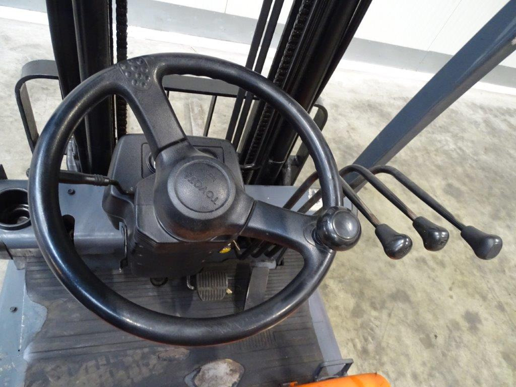 Toyota FBESF12 - رافعة شوكية كهربائية: صورة 4 Toyota FBESF12 - رافعة شوكية كهربائية: صورة 4