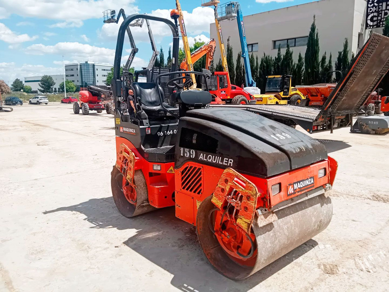 BOMAG BW120AD4 - رَصَّاص الطرق: صورة 1 BOMAG BW120AD4 - رَصَّاص الطرق: صورة 1