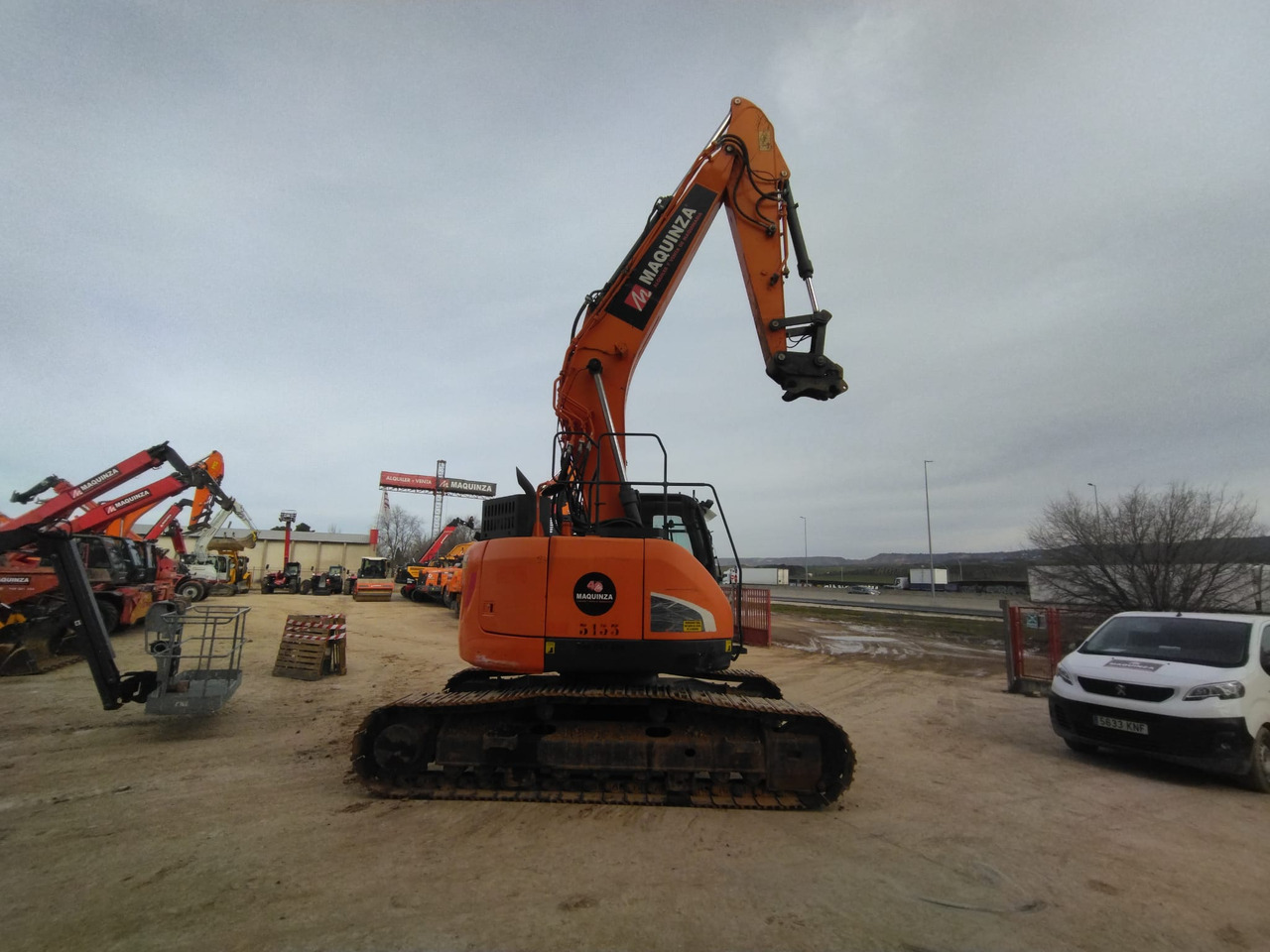 DOOSAN DX235LCR - حفار زاحف: صورة 3 DOOSAN DX235LCR - حفار زاحف: صورة 3