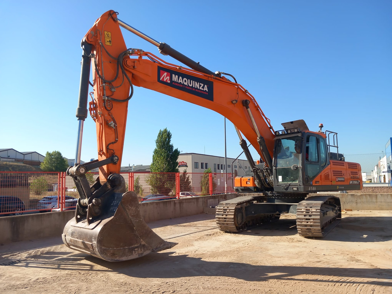 حفار زاحف DOOSAN DX350LC-7: صورة 8