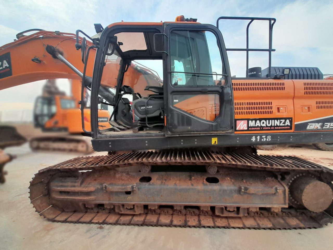 DOOSAN DX350LC-7 - حفار زاحف: صورة 1 DOOSAN DX350LC-7 - حفار زاحف: صورة 1