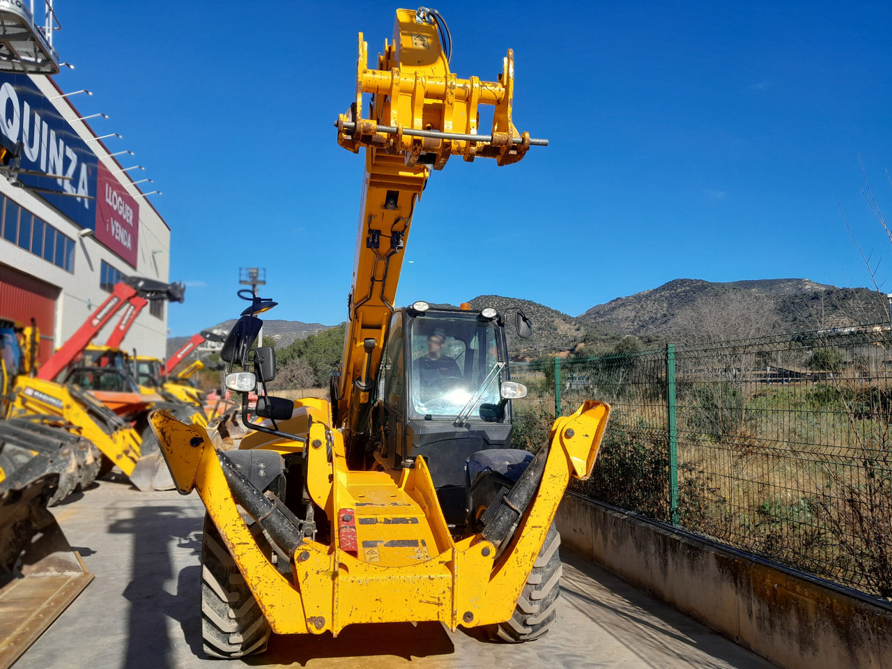 JCB 540.180 - آلة رفع ونقل تلسكوبية: صورة 2 JCB 540.180 - آلة رفع ونقل تلسكوبية: صورة 2