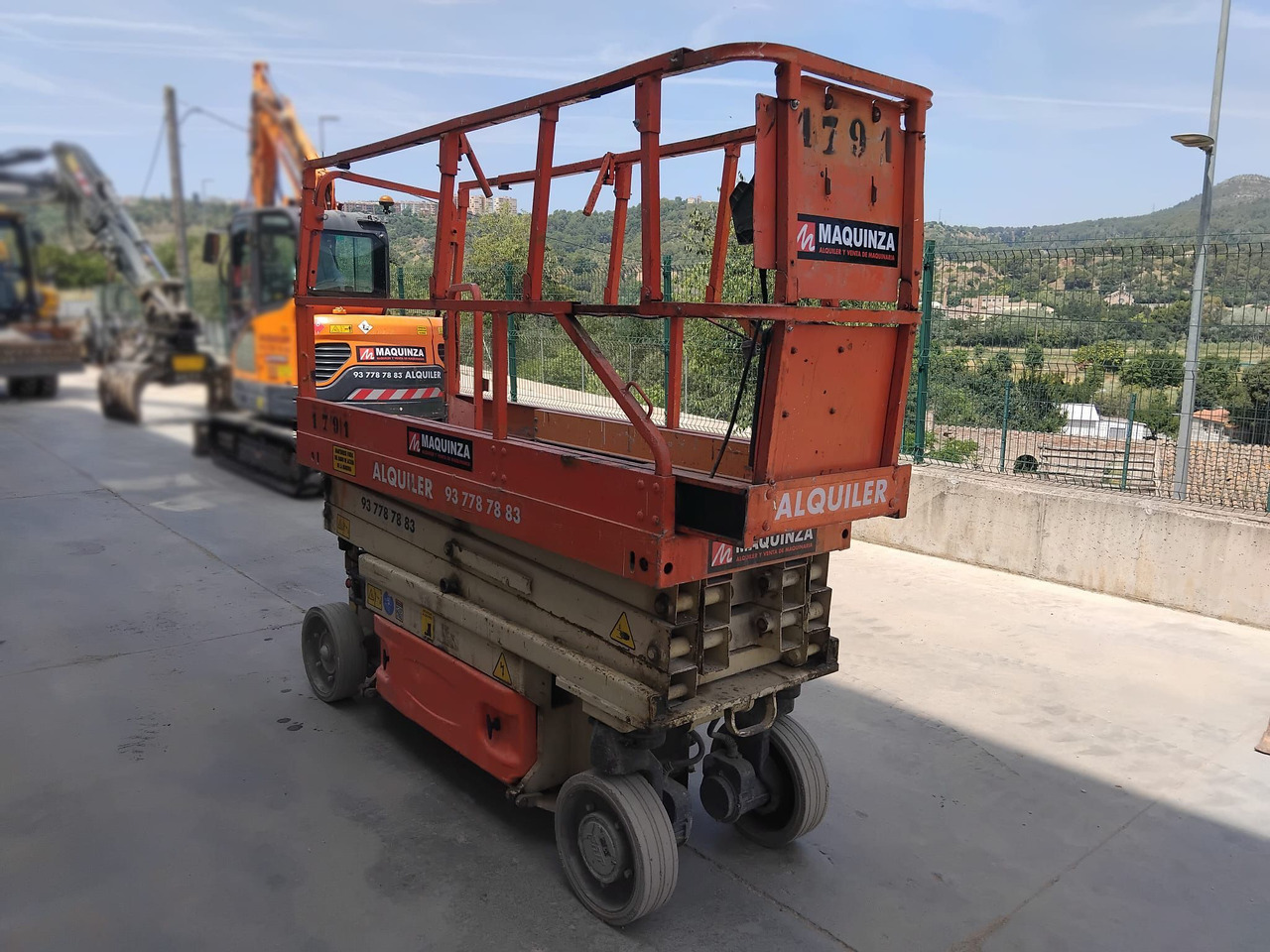 JLG 2030ES - مرفاع مقصي: صورة 4 JLG 2030ES - مرفاع مقصي: صورة 4