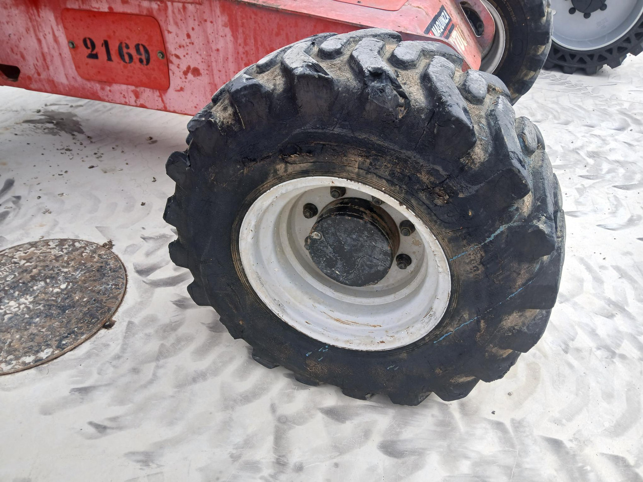 مرفاع مفصلي MANITOU 180ATJ: صورة 15 مرفاع مفصلي MANITOU 180ATJ: صورة 15