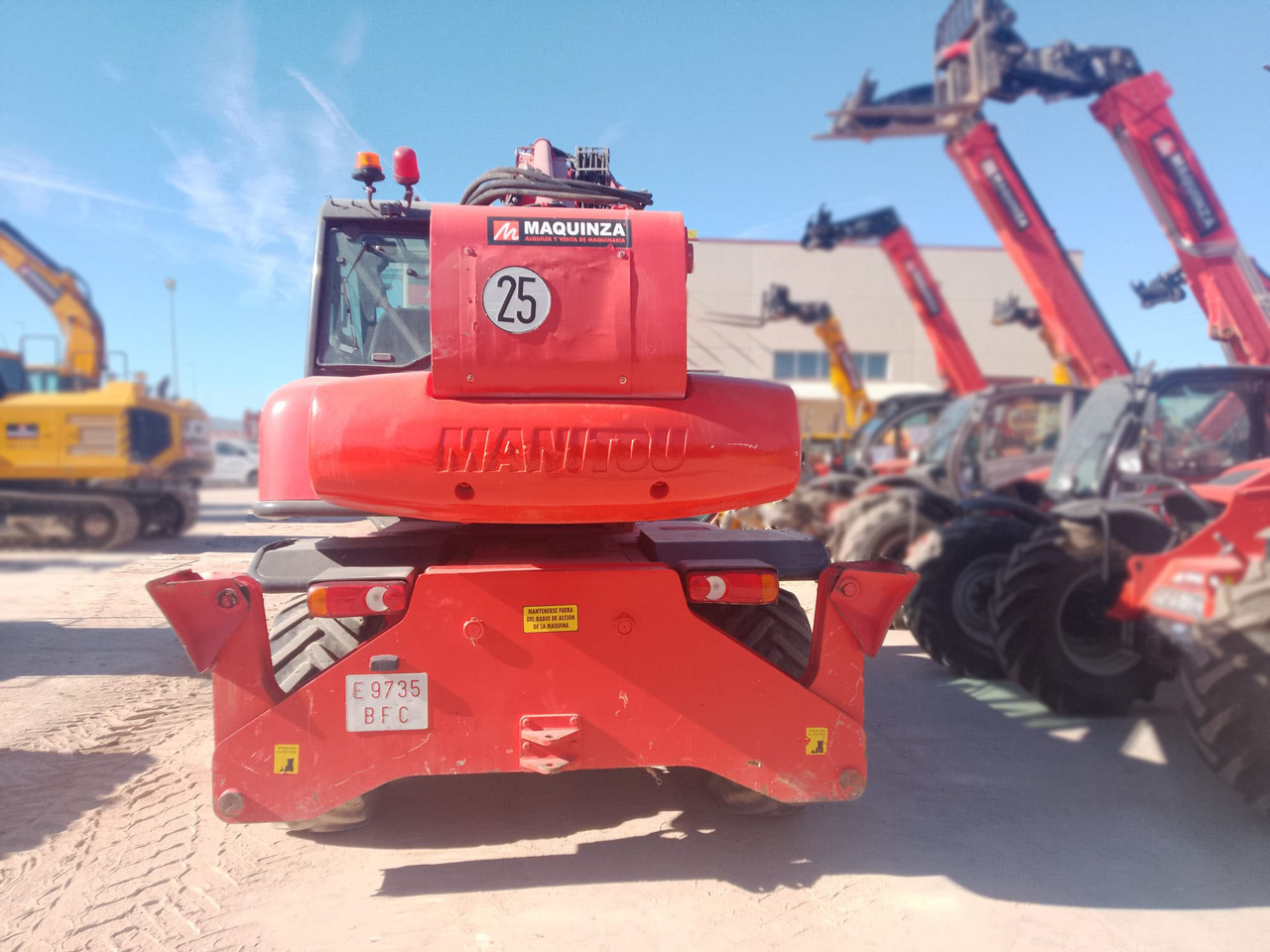 MANITOU MRT1635 - آلة رفع ونقل تلسكوبية: صورة 4 MANITOU MRT1635 - آلة رفع ونقل تلسكوبية: صورة 4