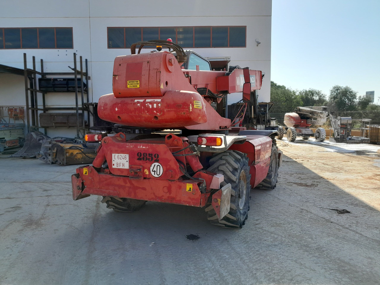 MANITOU MRT2150 - آلة رفع ونقل تلسكوبية: صورة 3 MANITOU MRT2150 - آلة رفع ونقل تلسكوبية: صورة 3