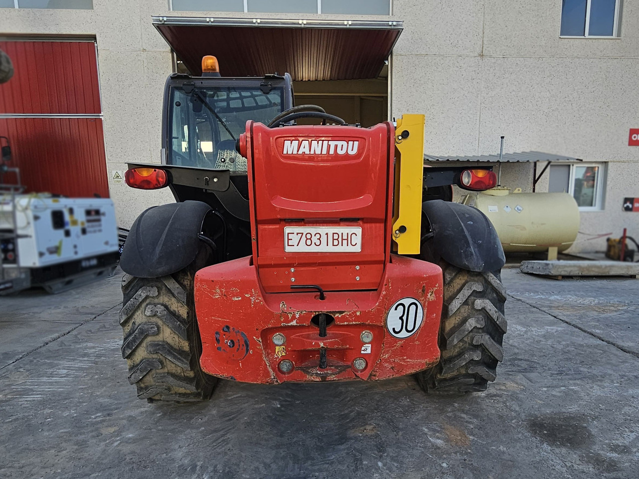 MANITOU MT1335 EASY 75D - آلة رفع ونقل تلسكوبية: صورة 4 MANITOU MT1335 EASY 75D - آلة رفع ونقل تلسكوبية: صورة 4