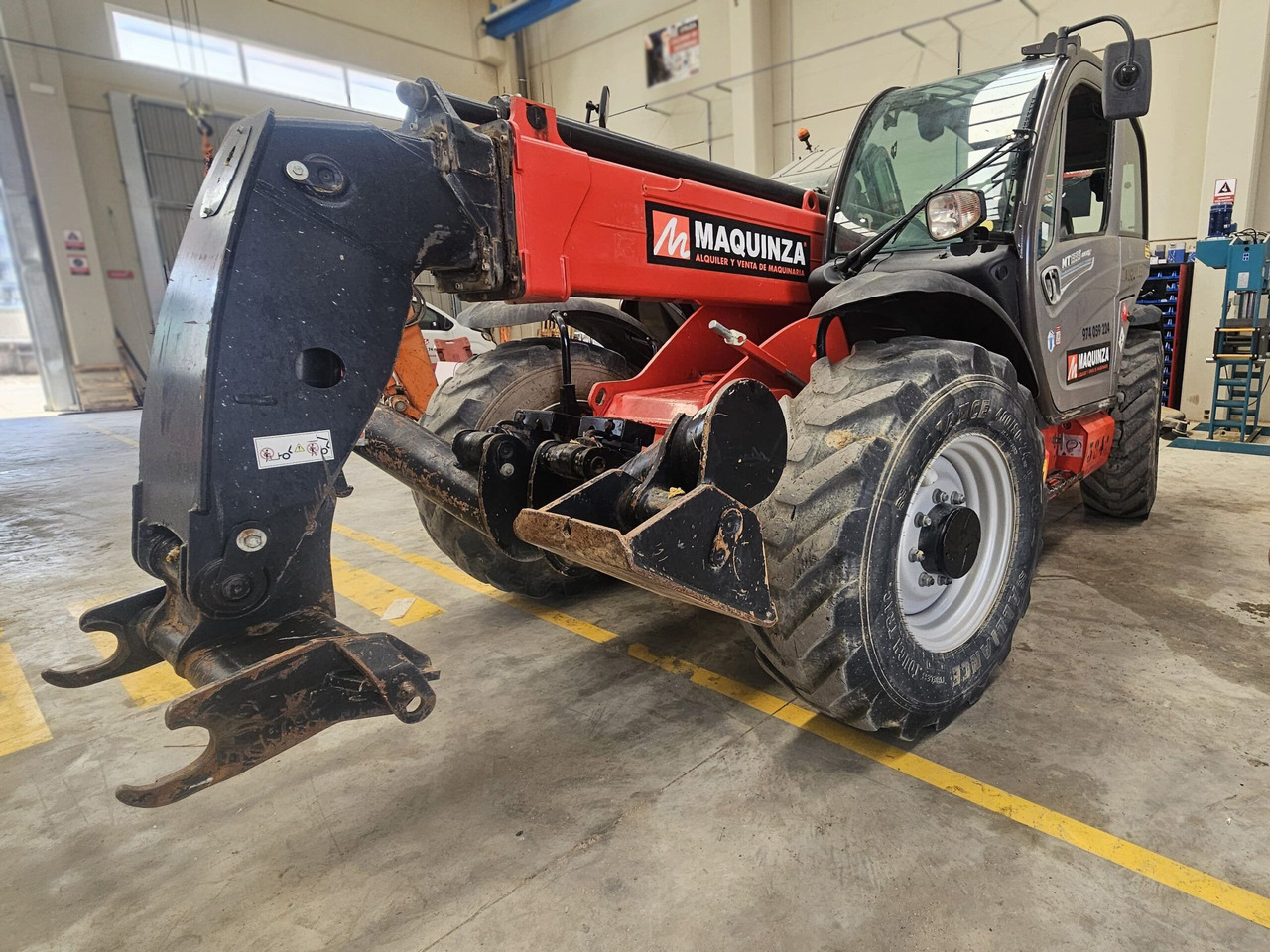 MANITOU MT1335 EASY - آلة رفع ونقل تلسكوبية: صورة 2 MANITOU MT1335 EASY - آلة رفع ونقل تلسكوبية: صورة 2
