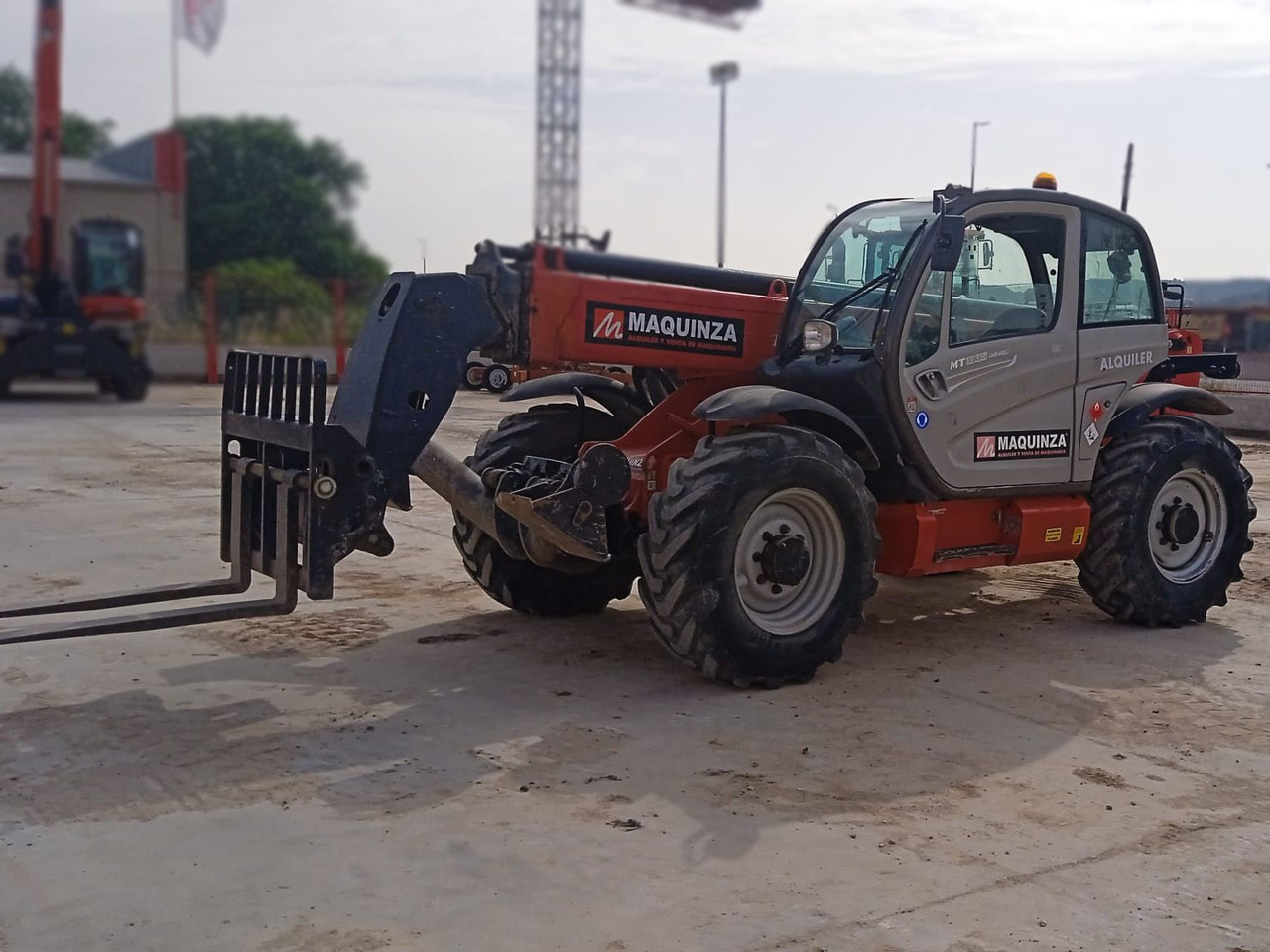 MANITOU MT1335 EASY - آلة رفع ونقل تلسكوبية: صورة 4 MANITOU MT1335 EASY - آلة رفع ونقل تلسكوبية: صورة 4