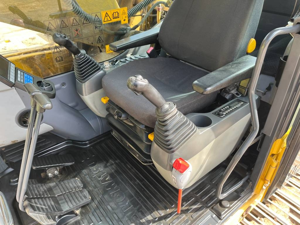 Komatsu PC 210 LC-8 - حفار زاحف: صورة 5 Komatsu PC 210 LC-8 - حفار زاحف: صورة 5
