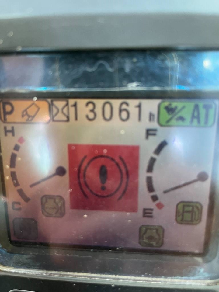 Komatsu PW 160-7 - حفار ذو عجلات: صورة 1 Komatsu PW 160-7 - حفار ذو عجلات: صورة 1