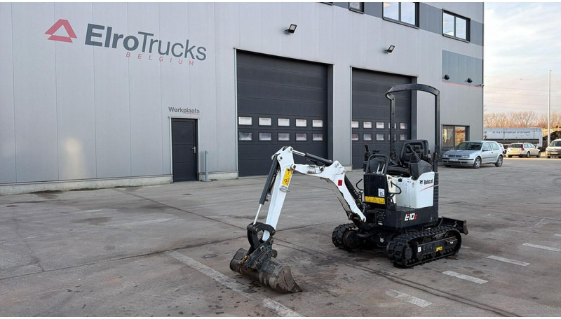 Bobcat E10 Z (BE MACHINE / 438H / MIN WIDTH 0.73M / TOP CONDITION) - حفار صغير: صورة 1 Bobcat E10 Z (BE MACHINE / 438H / MIN WIDTH 0.73M / TOP CONDITION) - حفار صغير: صورة 1
