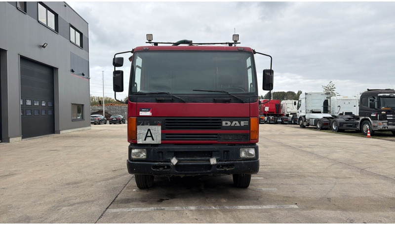 DAF 75 ATI 270 (10500 L / MANUAL PUMP / MANUAL GEARBOX / STEEL SUSP. / LAMES / POMPE MANUELLE) - فراغ شاحنة: صورة 3 DAF 75 ATI 270 (10500 L / MANUAL PUMP / MANUAL GEARBOX / STEEL SUSP. / LAMES / POMPE MANUELLE) - فراغ شاحنة: صورة 3