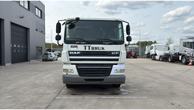DAF 85 CF 410 (LOW CABIN / PETIT CABINE / TRES PROPRE / CLEAN CONDITION) - رأس تريلا: صورة 2 DAF 85 CF 410 (LOW CABIN / PETIT CABINE / TRES PROPRE / CLEAN CONDITION) - رأس تريلا: صورة 2