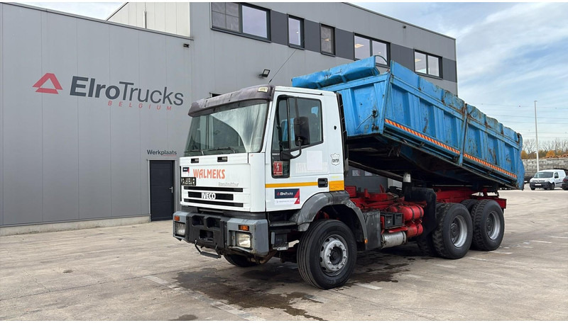 Iveco Eurotrakker 260 E 37 (POMPE MANUELLE / MANUAL PUMP / LAMES / STEEL SUSP. / BIG AXLE / GRANT PONT) - شاحنة قلاب: صورة 1 Iveco Eurotrakker 260 E 37 (POMPE MANUELLE / MANUAL PUMP / LAMES / STEEL SUSP. / BIG AXLE / GRANT PONT) - شاحنة قلاب: صورة 1