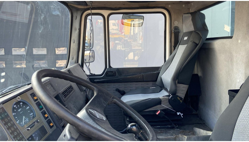 شاحنة بهيكل معدني للمقصورة MAN 19.342 (BOITE MANUELLE / MANUAL GEARBOX): صورة 11