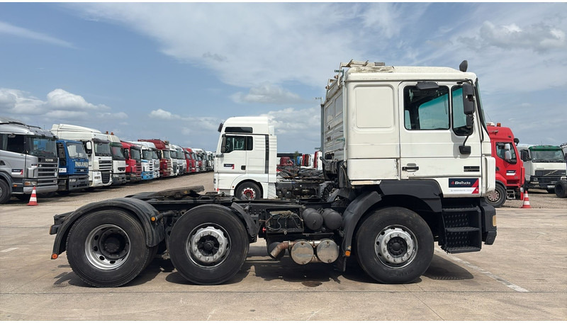 MAN 25.403 (6X2 / 6 CYLINDER / EURO 2 / MANUAL GEARBOX / 8 TYRES) - مقطورة السحب: صورة 3 MAN 25.403 (6X2 / 6 CYLINDER / EURO 2 / MANUAL GEARBOX / 8 TYRES) - مقطورة السحب: صورة 3