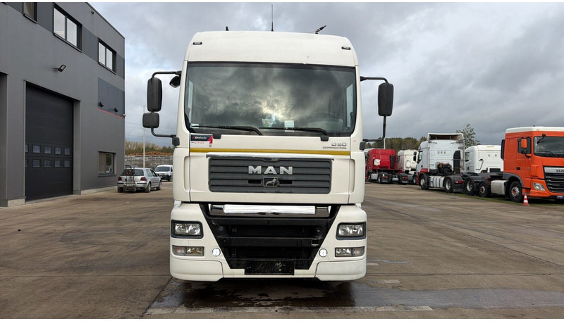 MAN TGA 18.350 (BOITE MANUELLE / MANUAL GEARBOX) - رأس تريلا: صورة 2 MAN TGA 18.350 (BOITE MANUELLE / MANUAL GEARBOX) - رأس تريلا: صورة 2