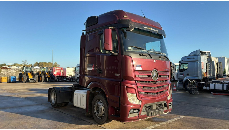 Mercedes-Benz Actros 1845 (RETARDER / GOOD CONDITION / BONNE ETAT) - رأس تريلا: صورة 3 Mercedes-Benz Actros 1845 (RETARDER / GOOD CONDITION / BONNE ETAT) - رأس تريلا: صورة 3